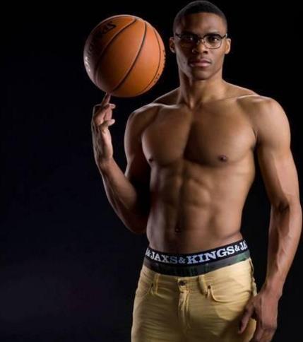 阿尔特塔：热苏斯回归是真正的美好时刻，我们都为他高兴（阿尔特塔：热苏斯归来令人振奋，大家都替他开心）