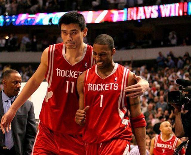 TA：桑切斯最近在逐渐进步，他已成为英超最可靠的门将之一（TA：桑切斯状态稳步提升，已跻身英超最稳健门将行列）