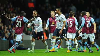 巴西2-0塞内加尔，埃斯特旺、卡塞米罗破门，库尼亚两度中框（巴西2-0胜塞内加尔：埃斯特旺、卡塞米罗建功，库尼亚两次中柱）