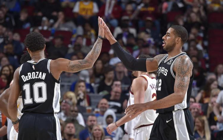 米体：梅努想加盟那不勒斯，麦克托米奈的成功是吸引他的因素（米体：梅努倾向加盟那不勒斯，麦克托米奈的成功成关键吸引力）