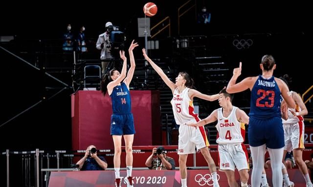 安帅：谈内马尔就像谈其他球员一样，我不欠任何人任何东西（安切洛蒂：讨论内马尔与其他球员无异，我不欠任何人任何东西）