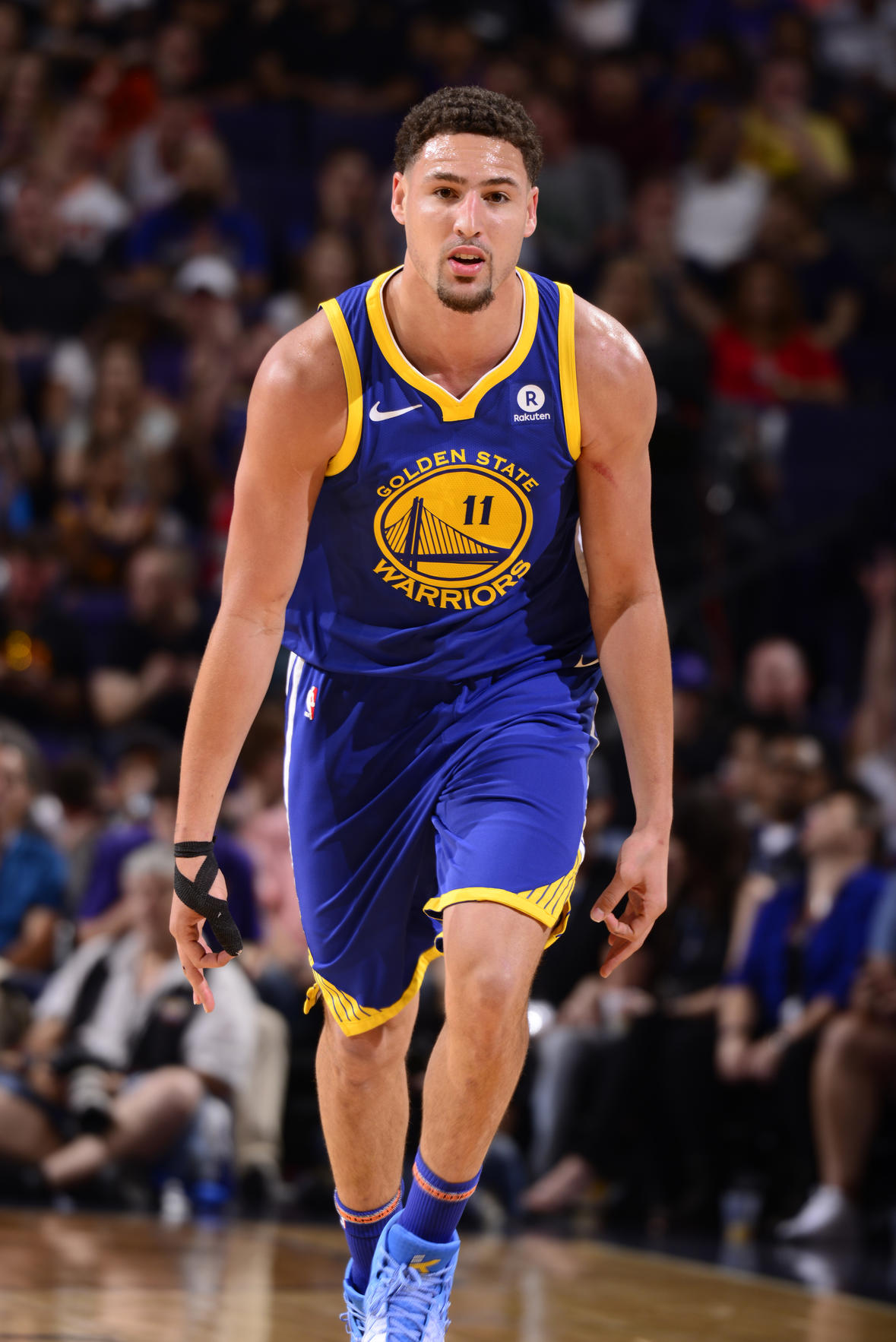 斯帕莱蒂：球员的表现给我信心，我认为我拥有一支强大的球队（斯帕莱蒂：队员表现提振我的信心，我坚信手下是一支强队）